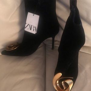 Women Suede Ankle Boots